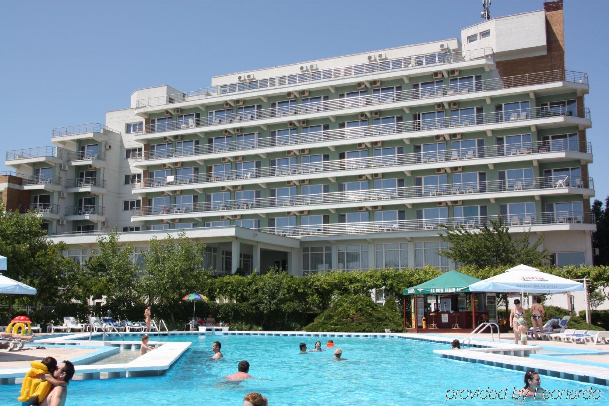 Hotel Comandor Мамая Екстериор снимка