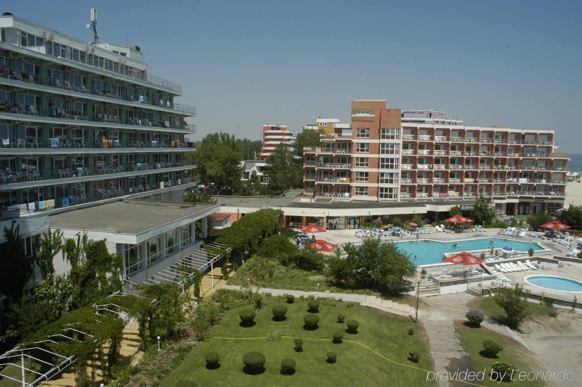 Hotel Comandor Мамая Екстериор снимка